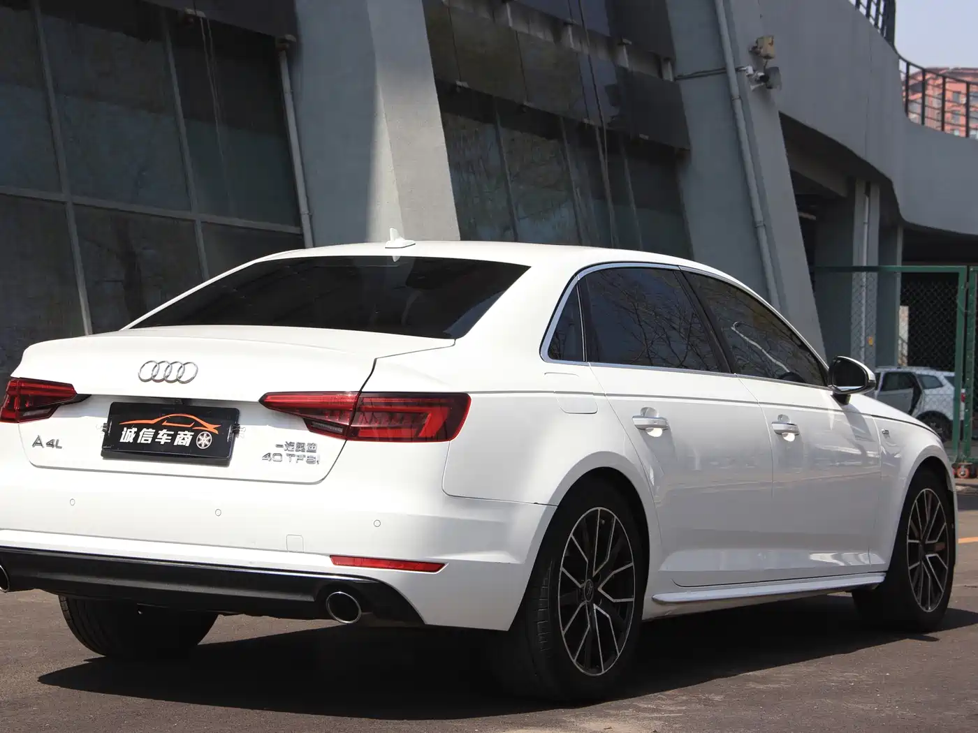 Audi A4L 2017 Plus 40 TFSI Fashion фото 7