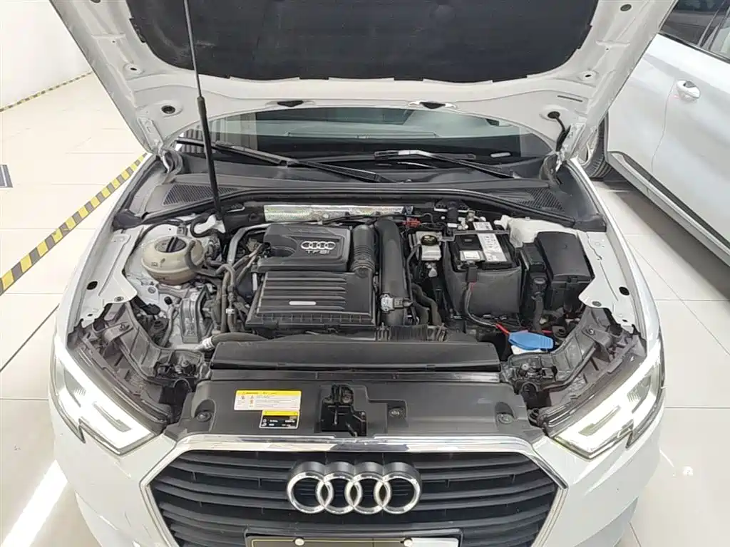 Audi A3 2018 30th Anniversary Sportback 35 TFSI Progressive фото 20
