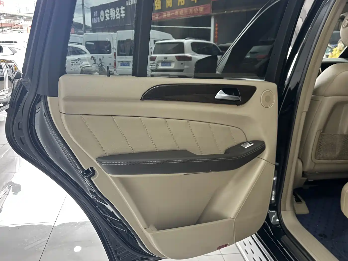 Mercedes-Benz GL-Class 2014 GL 350 CDI 4MATIC фото 7