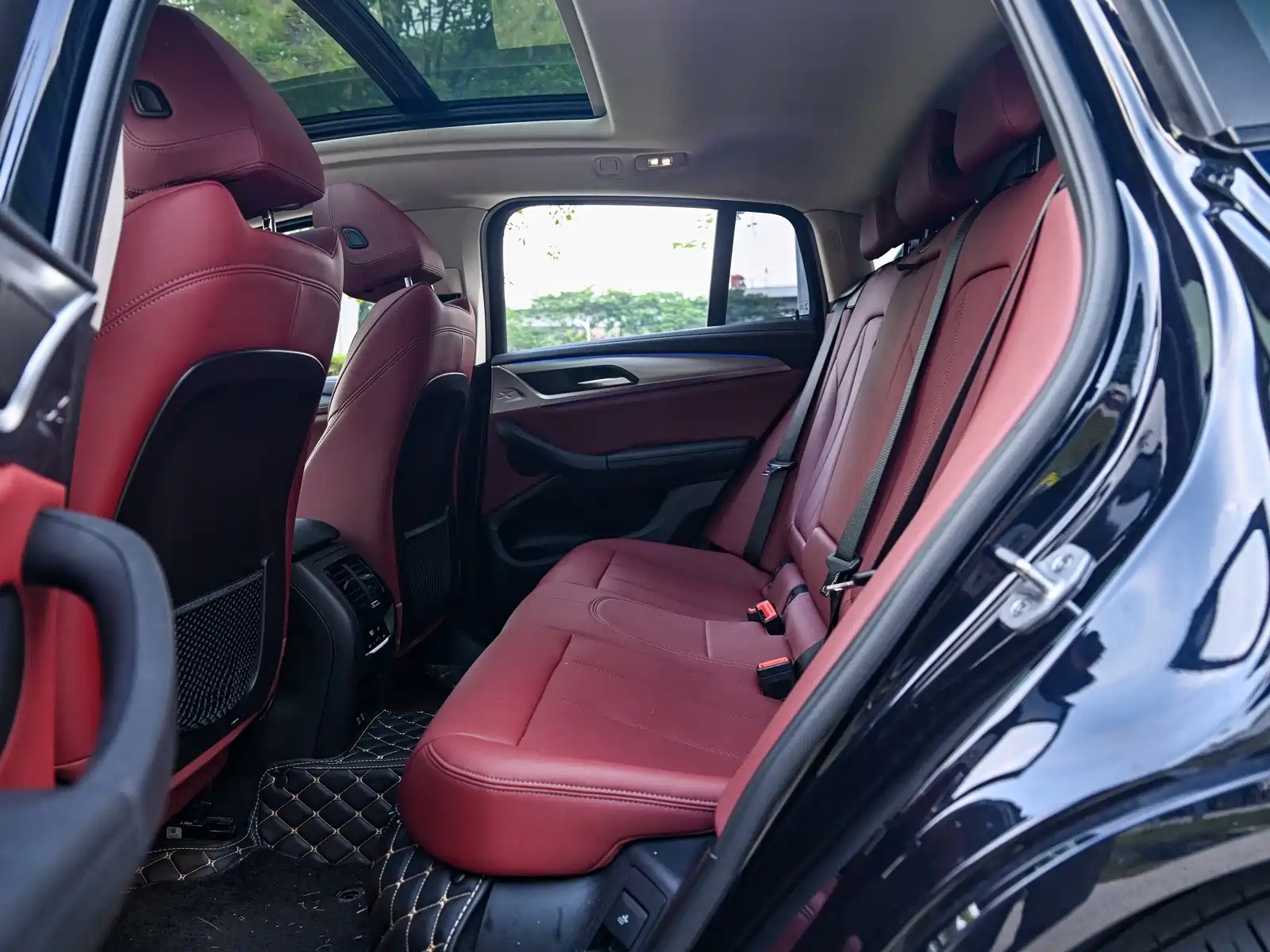 Photo 13 - BMW X4