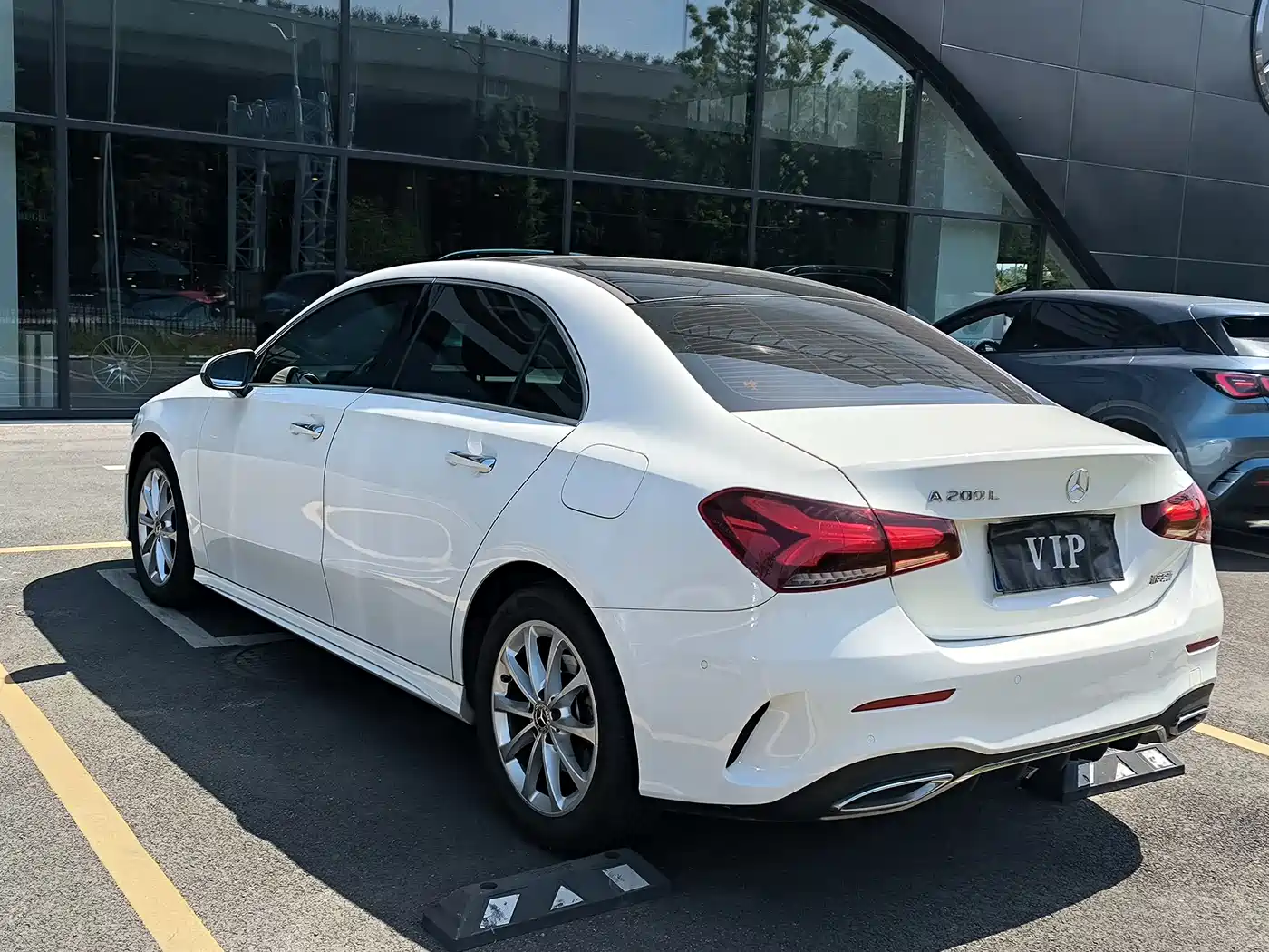 Mercedes-Benz A-Class 2021 A 200 L Sport Sedan Fashion Edition фото 6