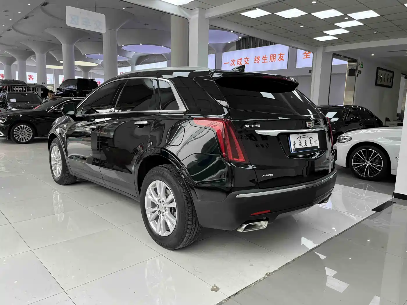 CADILLAC XT5