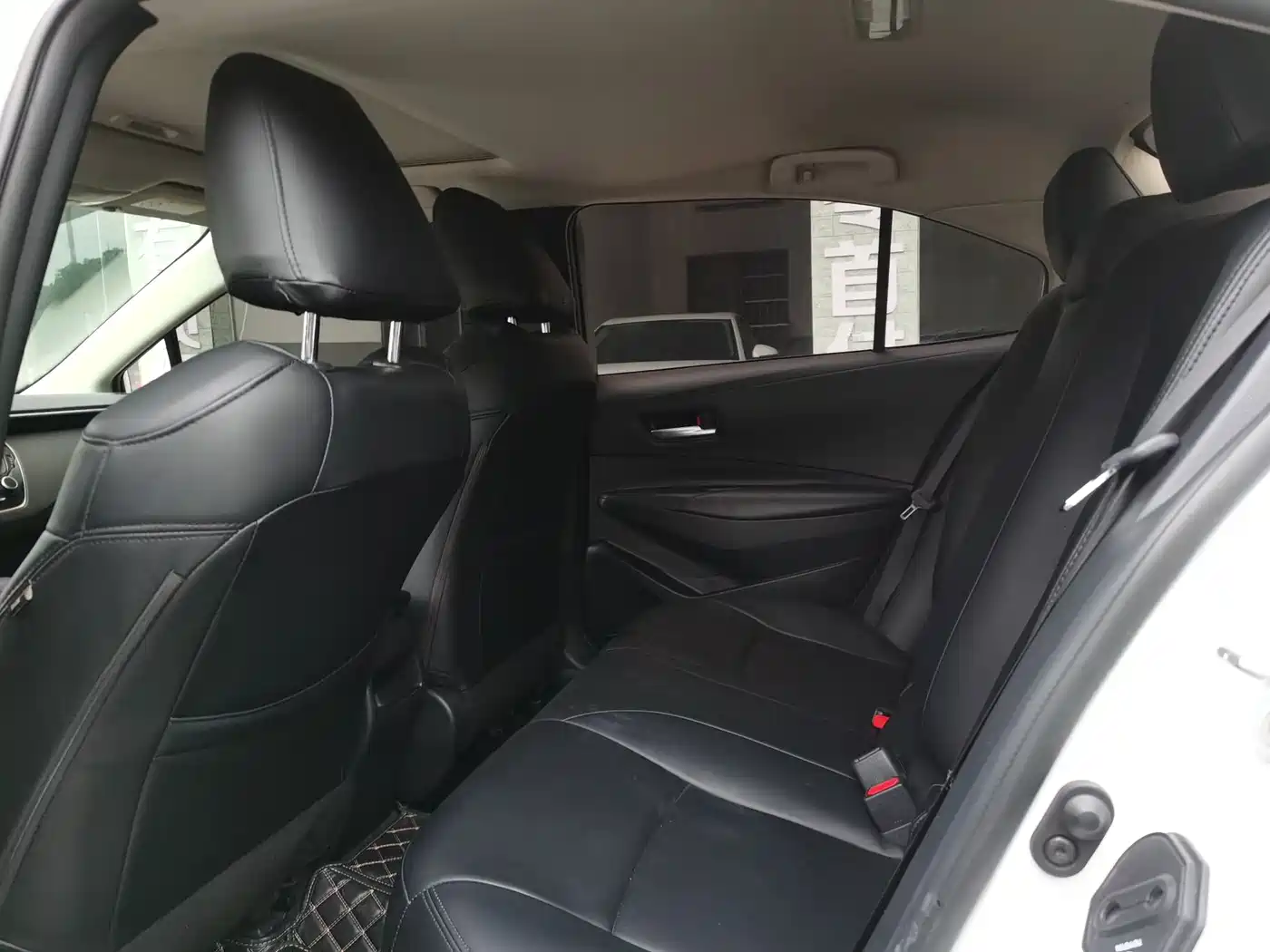 Toyota Corolla 2022 1.2T S-CVT Pioneer PLUS Edition фото 9