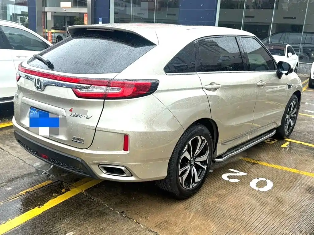 Honda UR-V 2017 2017 240TURBO 2WD Luxury Edition China V