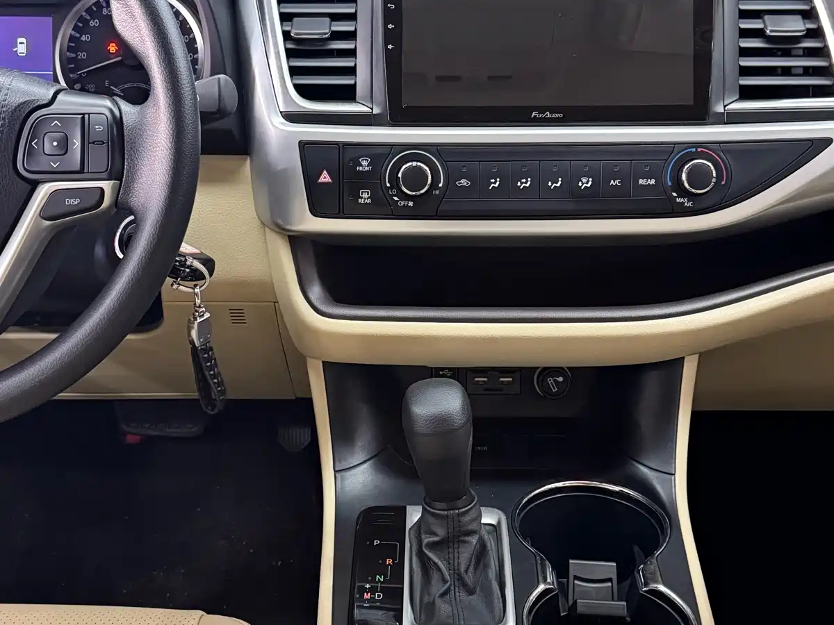 Toyota Highlander 2021 2.0T FWD Elite 5-Seater фото 10