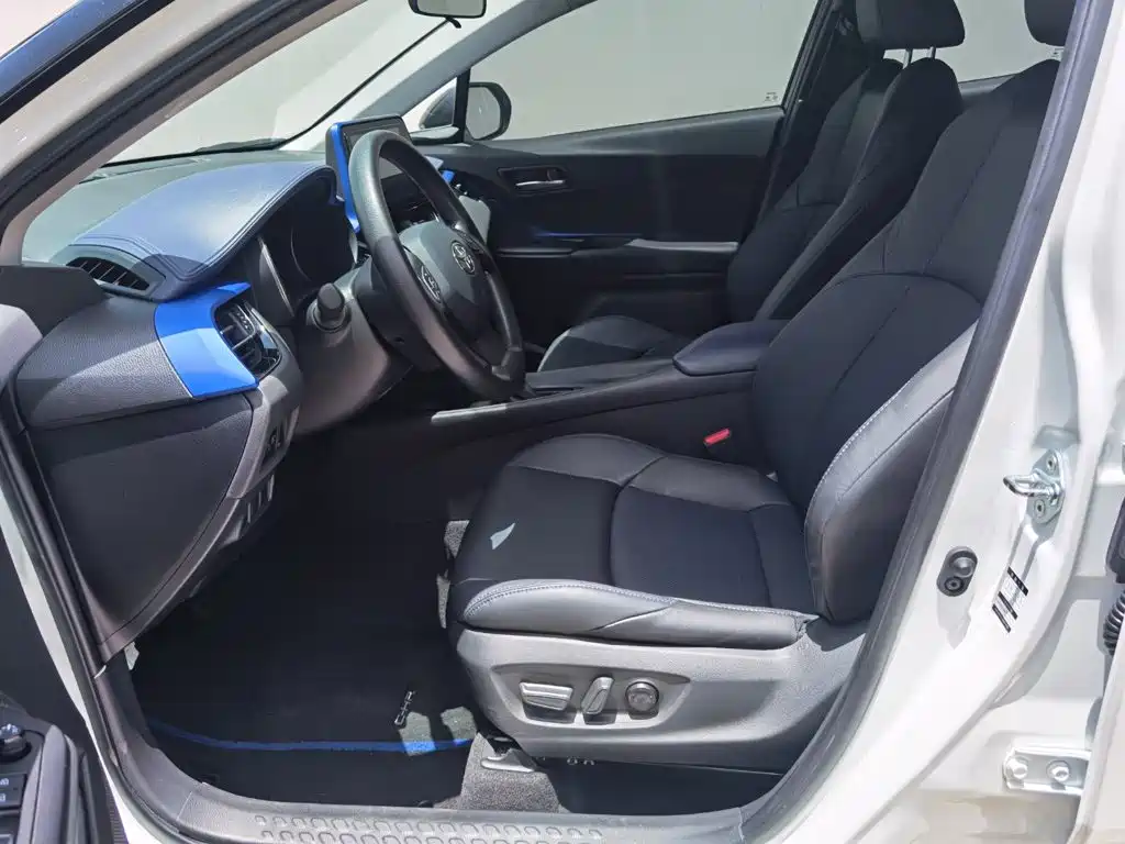 Toyota C-HR 2023 2021 2.0L Luxury Edition