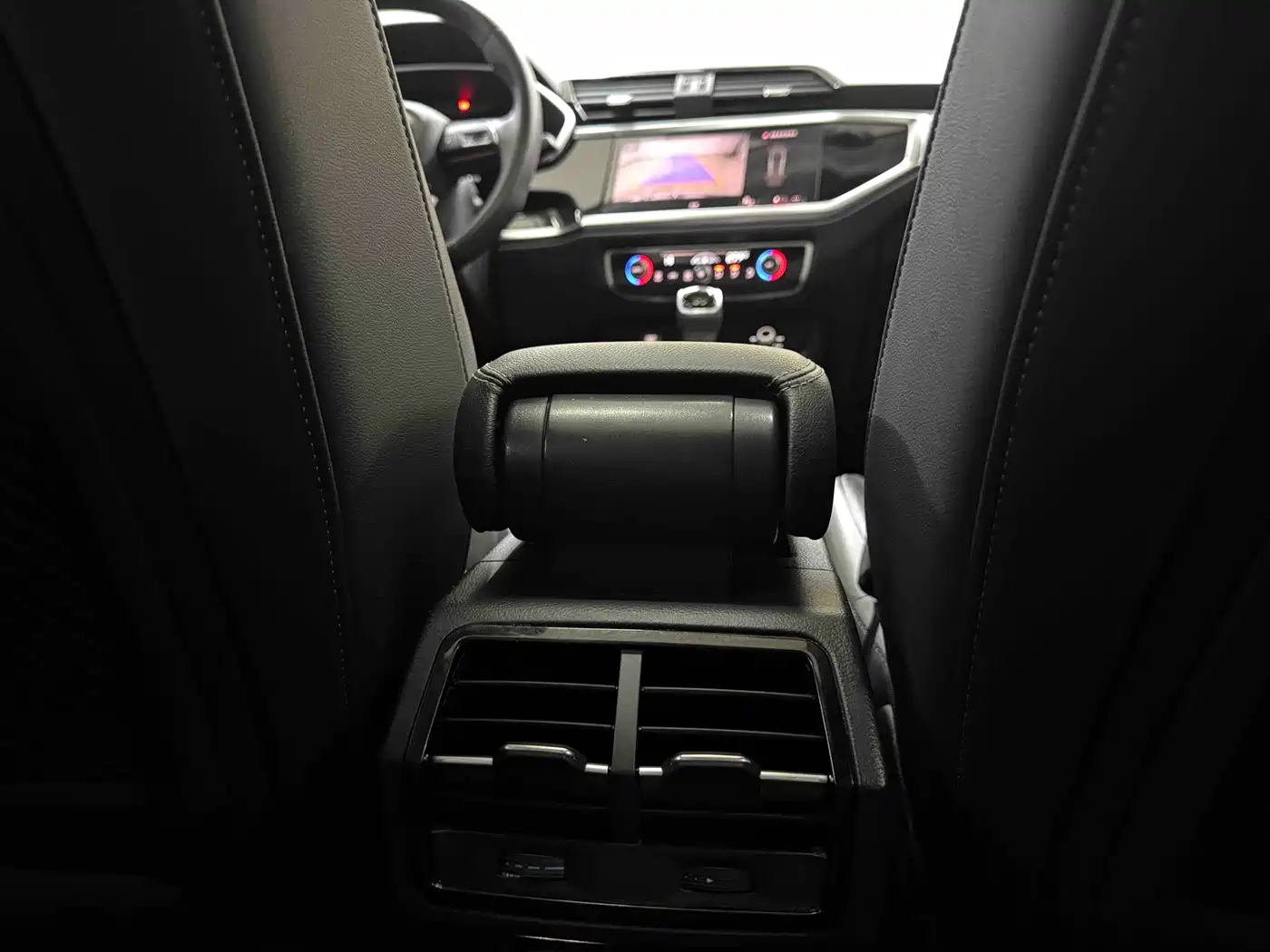 Audi Q3 2022 35 TFSI Fashion Dynamic фото 18