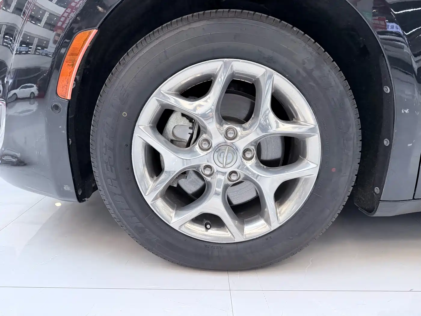 Chrysler Pacifica 2019 2017 3.6L Premium Edition