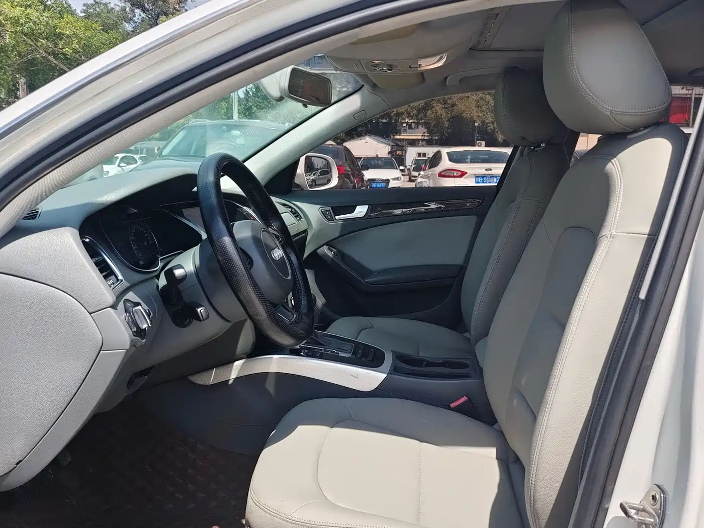 Audi A4L 2013 35 TFSI Automatic Standard фото 4