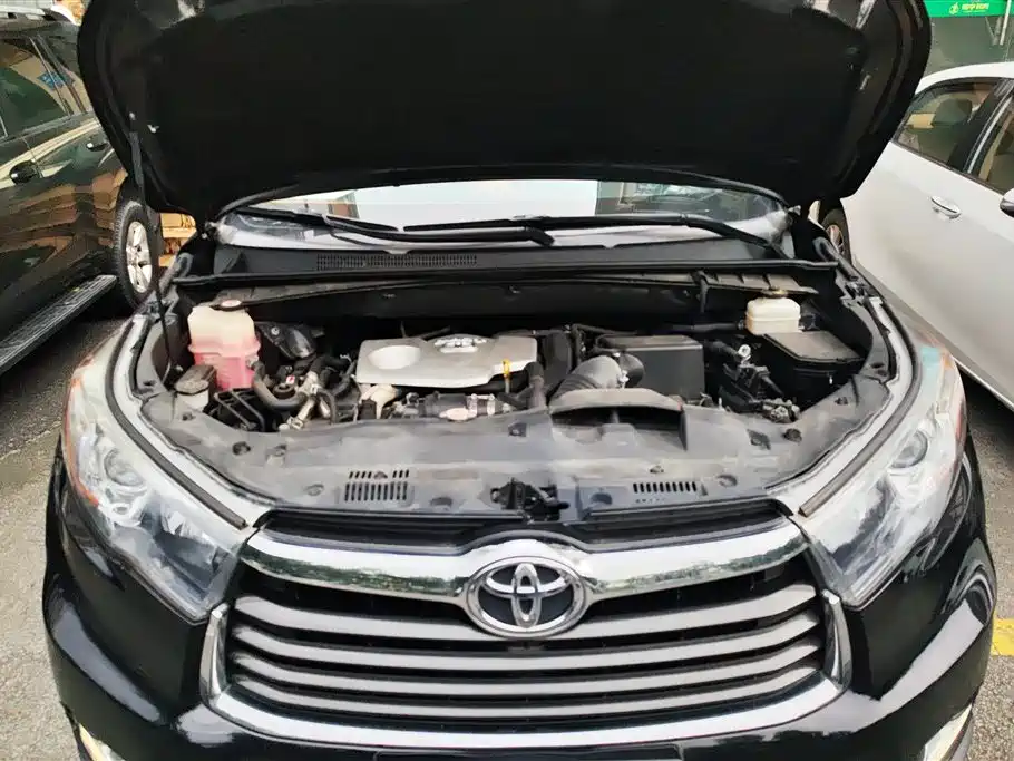Toyota Highlander 2017 2.0T 4WD Elite 7-Seater фото 10