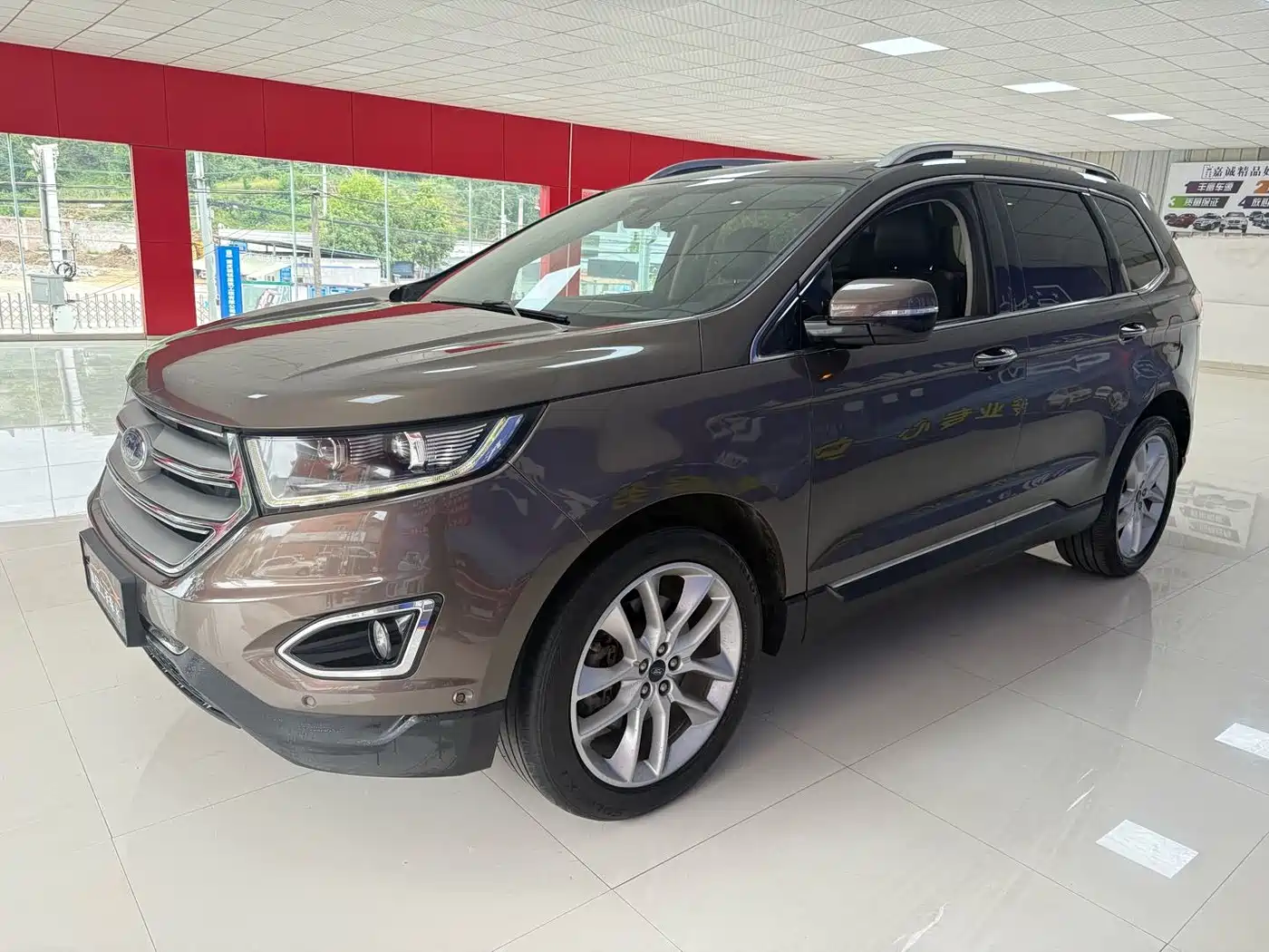 Photo 1 - Ford Edge