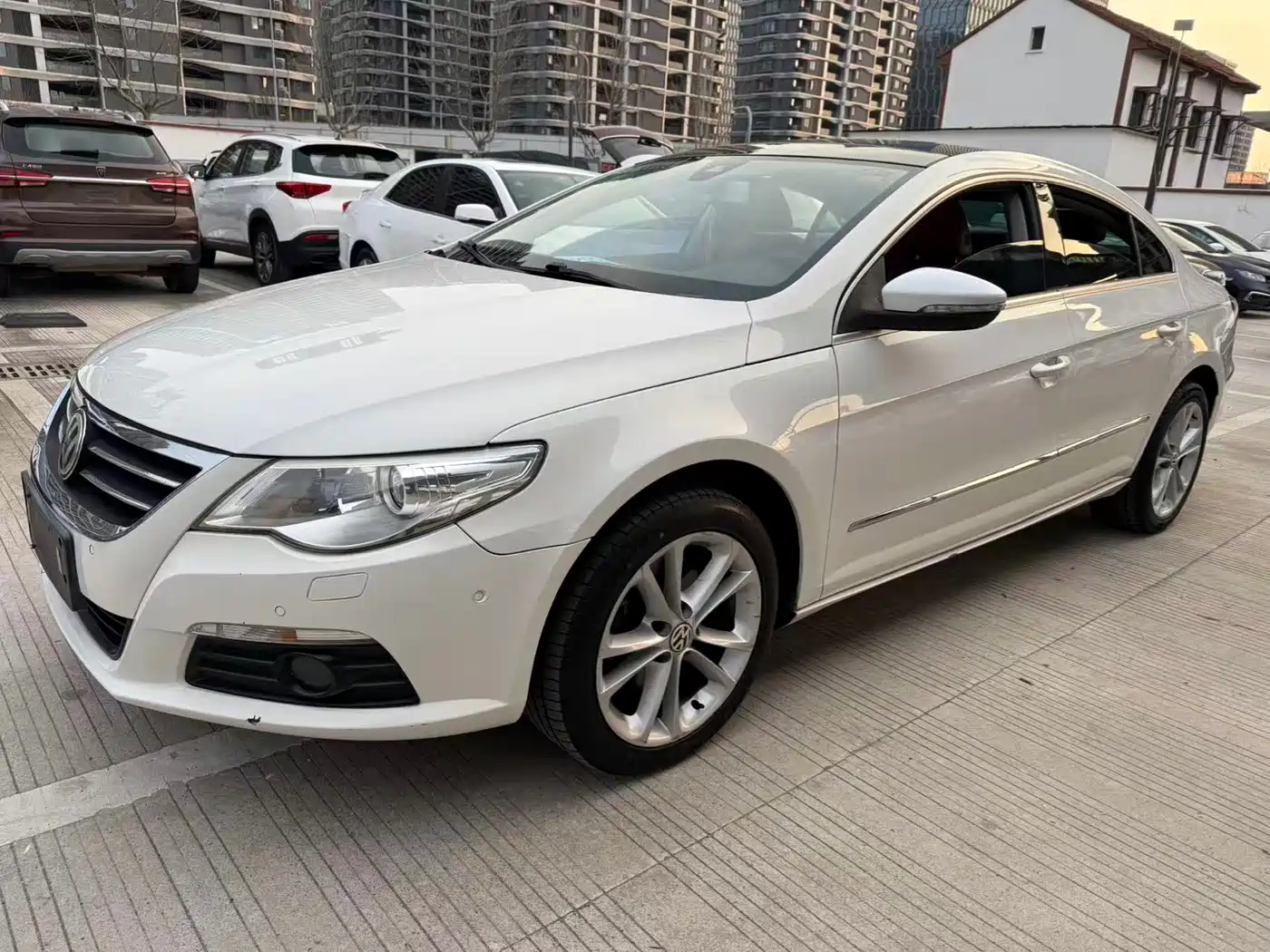 Volkswagen FAW-Volkswagen CC 2012 Model 2.0TSI Premium