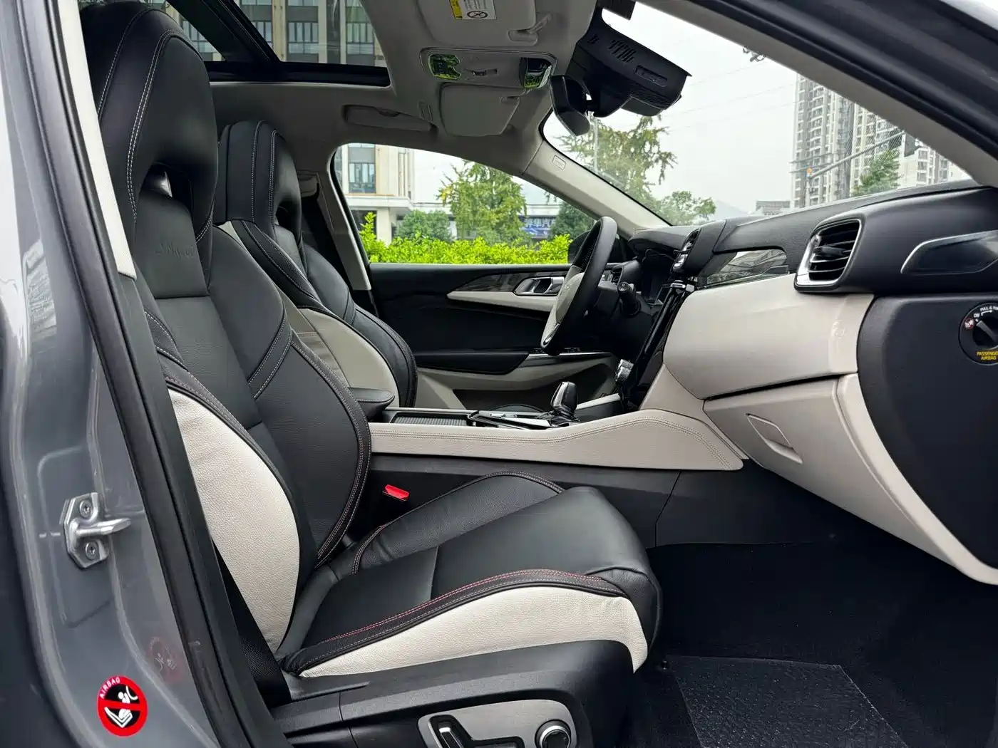 Lynk & Co 02 2018 2018 Model 1.5T DCT 2WD Yao Pro Edition China V