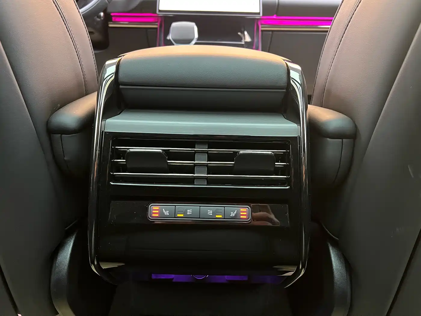 Land Rover Range Rover Sport 2024 400PS Dynamic SE фото 28
