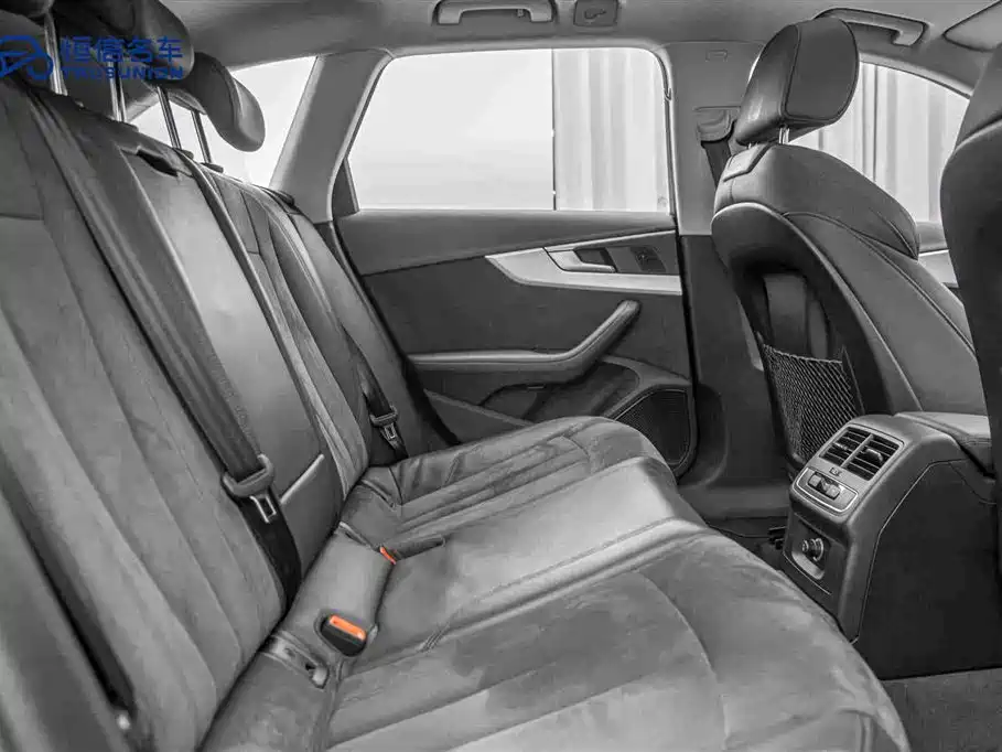 Audi A4 (Import) 2019 45 TFSI allroad quattro Sport фото 16