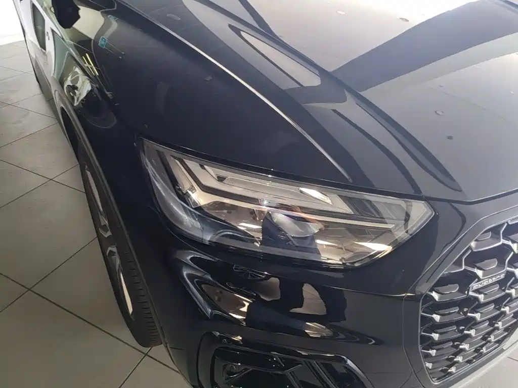Audi Q5L Sportback 2023 2023 40 TFSI Luxury Style