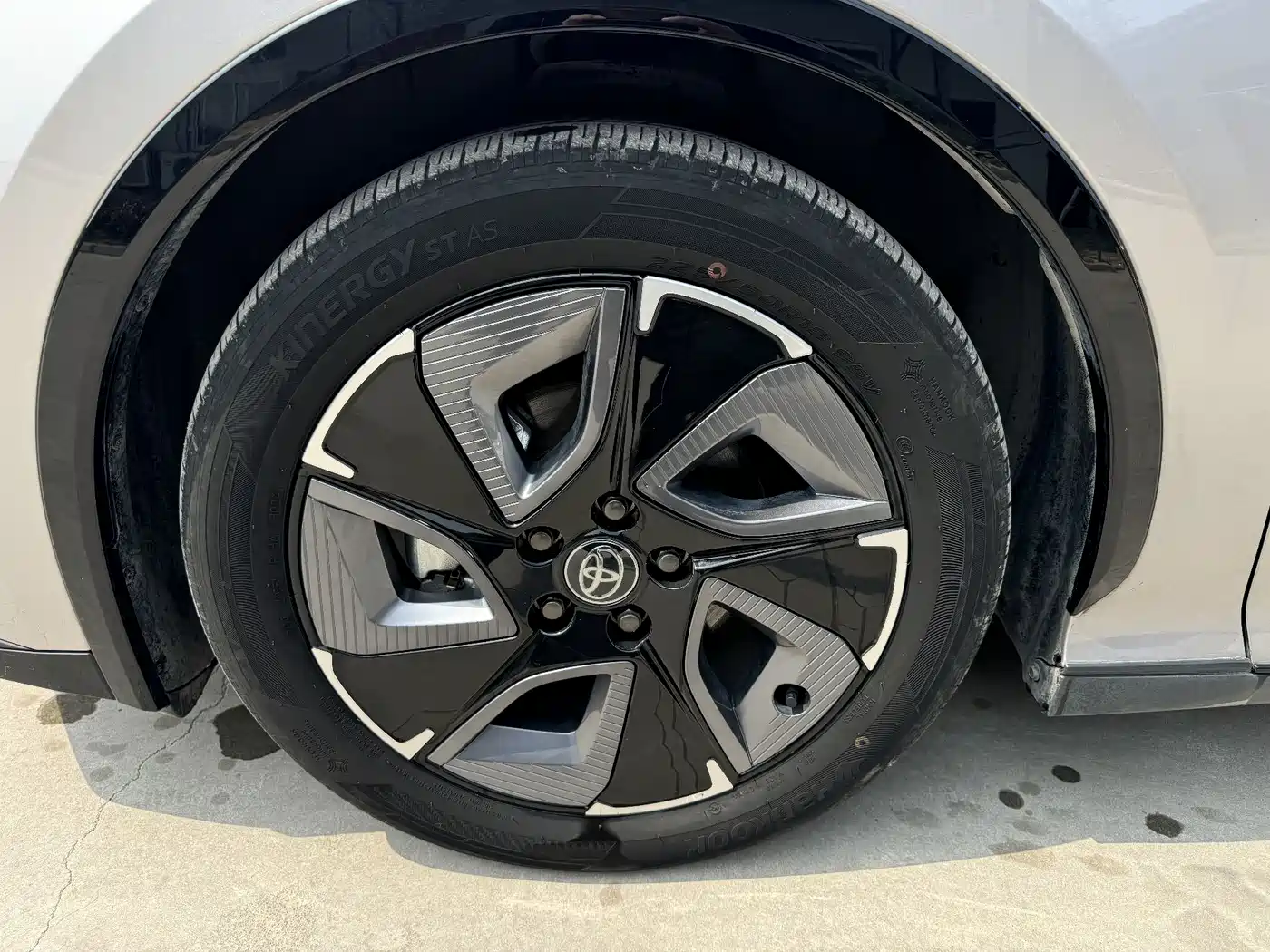 Toyota bZ3 2024 517km Elite PRO фото 5