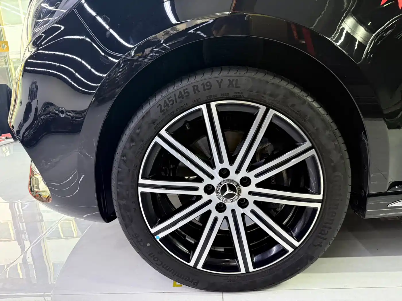 Mercedes-Benz V-Class 2025 2022 V 260 L Long Wheelbase Luxury Edition