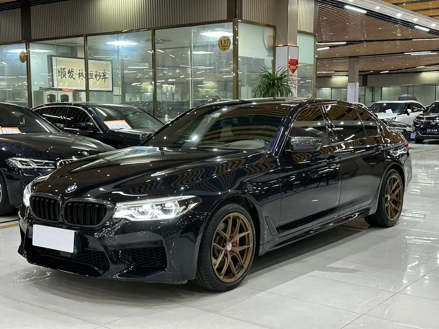 BMW 5 Series 2020 530Li Exclusive M Sport Package