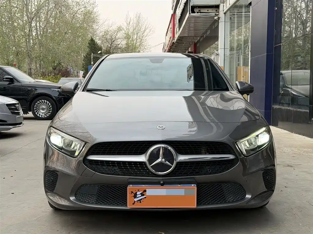 Mercedes-Benz A-Class (Import) 2021 A 200 Dynamic фото 2