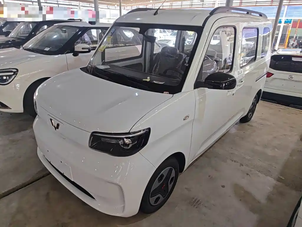 Wuling Motors Wuling Zhiguang NEV 2026 2025 Model 305km Base Version