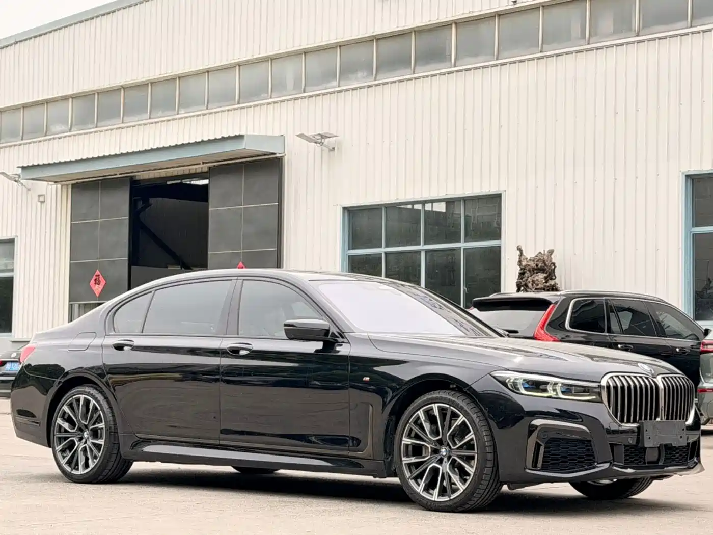 BMW 7 Series 2019 Facelift 740Li xDrive Executive M Sport Package фото 3