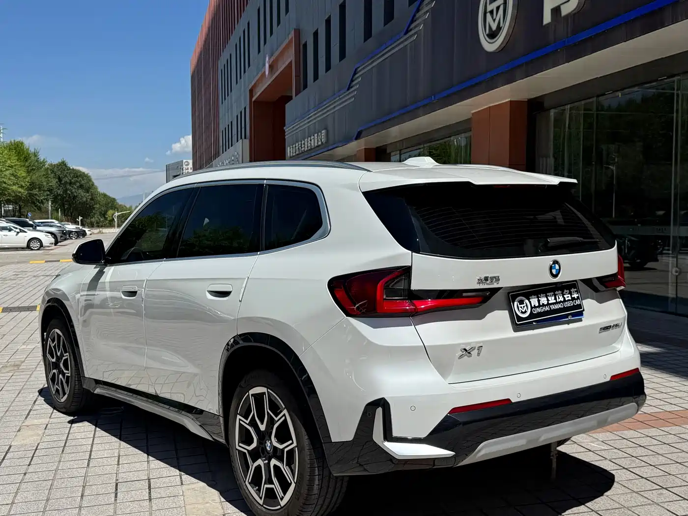 BMW X1 2025 2024 sDrive25Li X Design Package