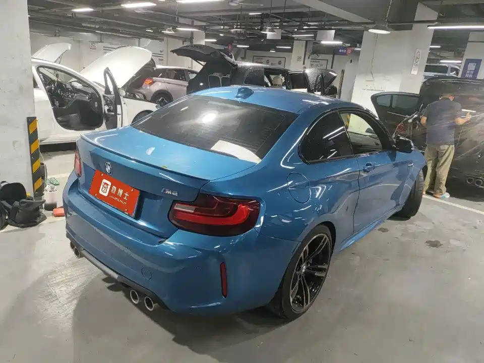 Фото 2 - BMW M2