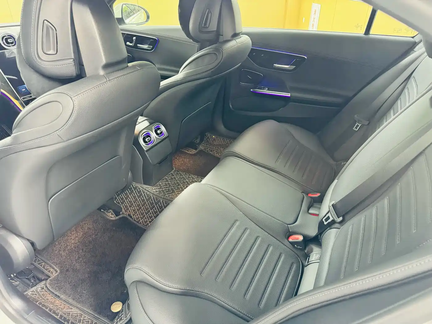 Mercedes-Benz C-Class 2024 C 260 L Sport фото 5