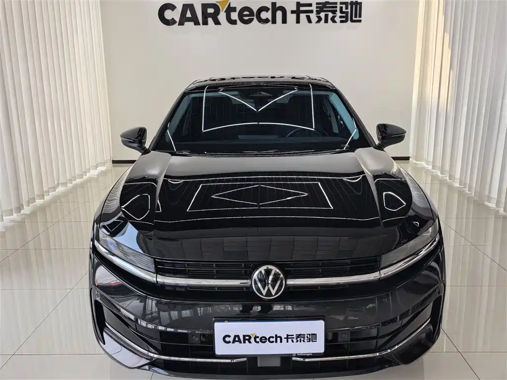 Volkswagen Magotan 2024 300TSI DSG Premium Edition (Eye-catching Package) фото 2