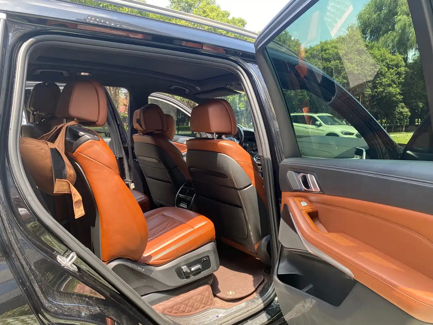 Фото 6 - BMW X7