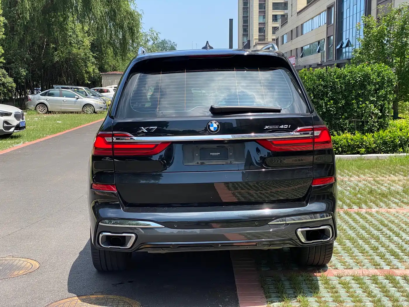 Фото 20 - BMW X7