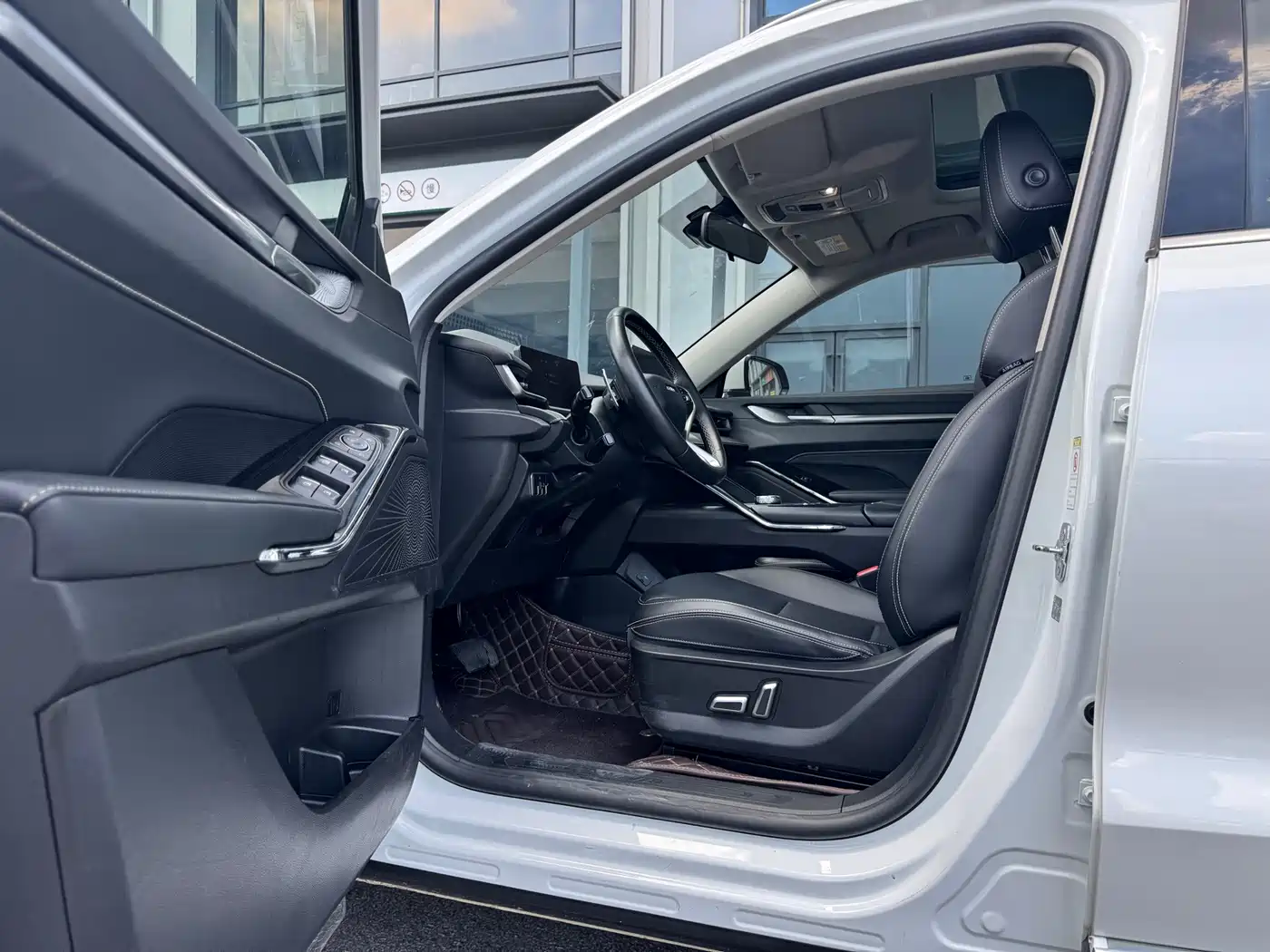 Фото 6 - Haval H6