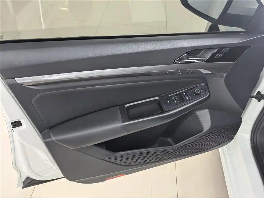 Volkswagen Bora 2021 1.5L Automatic Comfort Smart Edition фото 10