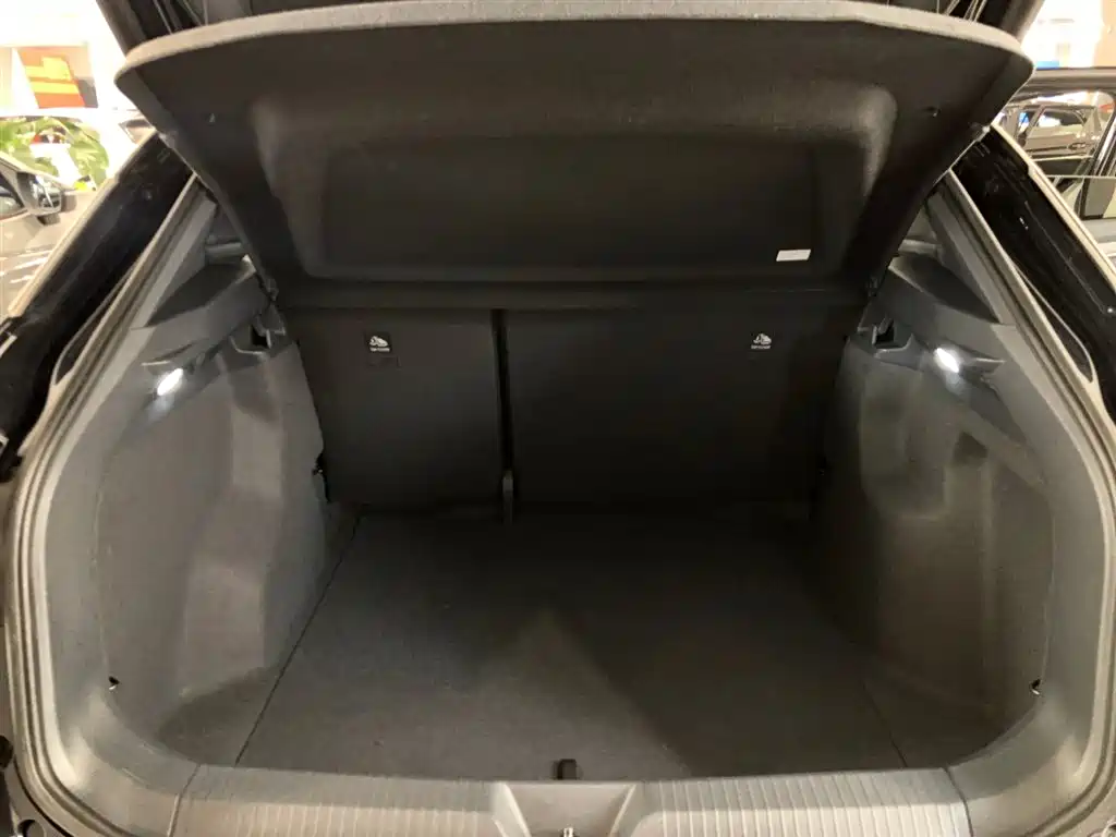Volkswagen ID.4 CROZZ 2022 Long Range Lite PRO Edition фото 9