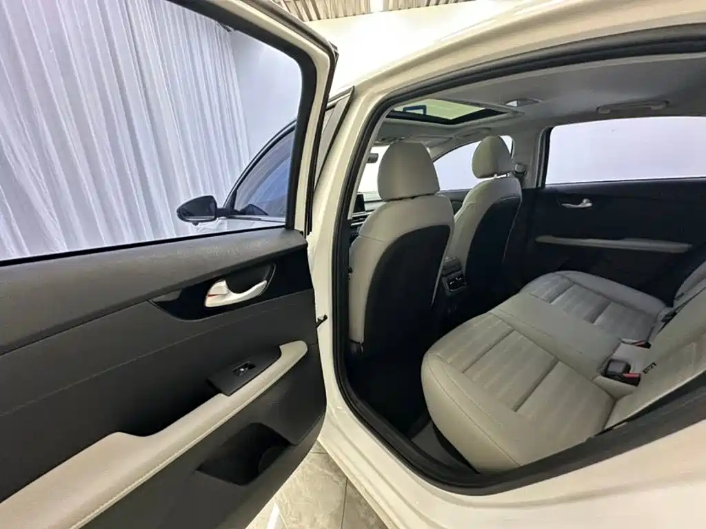 Kia K3 2023 2023 Model 1.5L CVT Luxury Edition