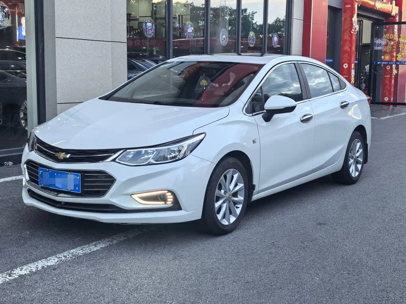 Chevrolet Cruze 2018 2018 320 Automatic Pioneer Sunroof Edition