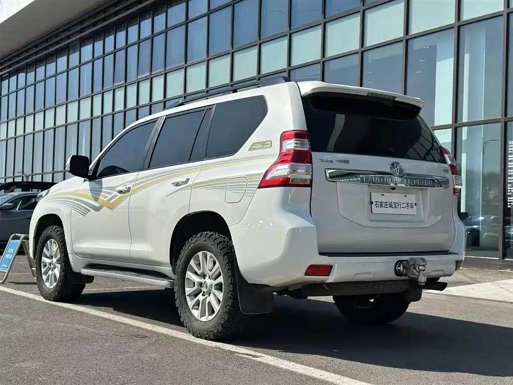 Toyota Prado 2016 3.5L Auto VX NAVI фото 14