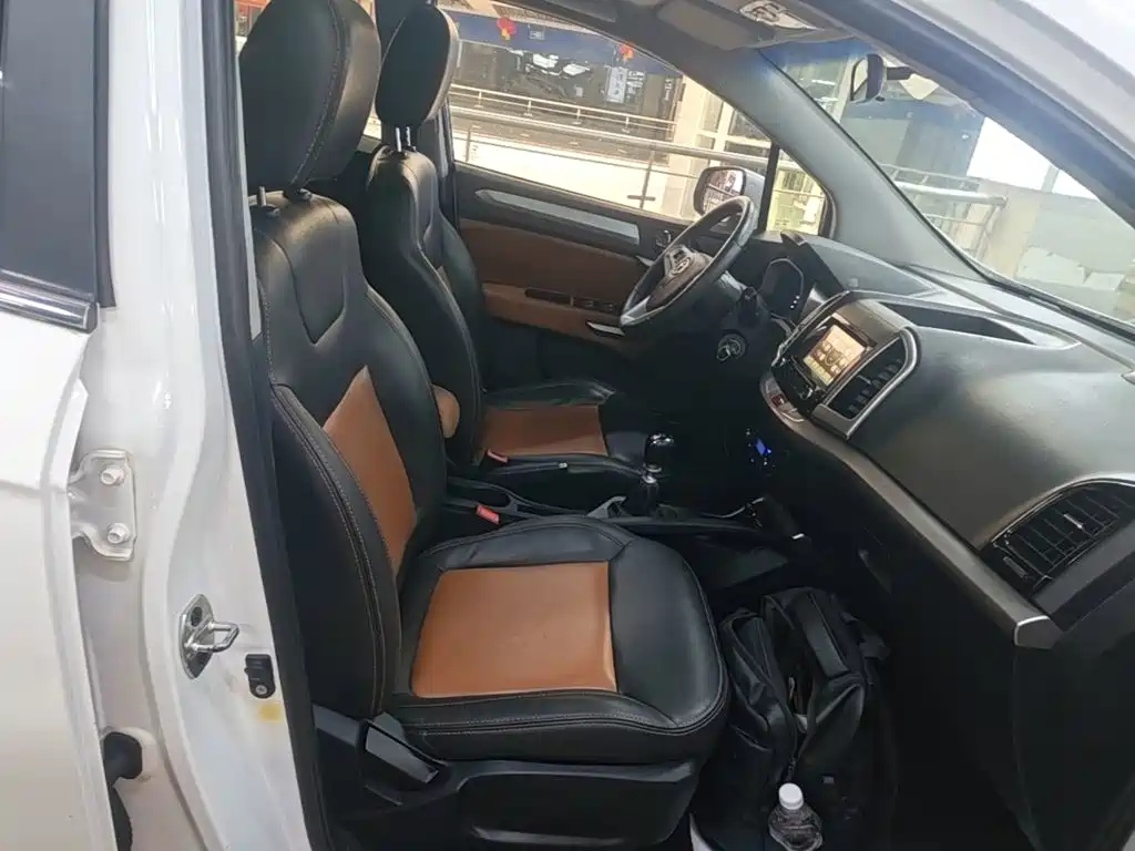 Фото 25 - JAC Refine S3