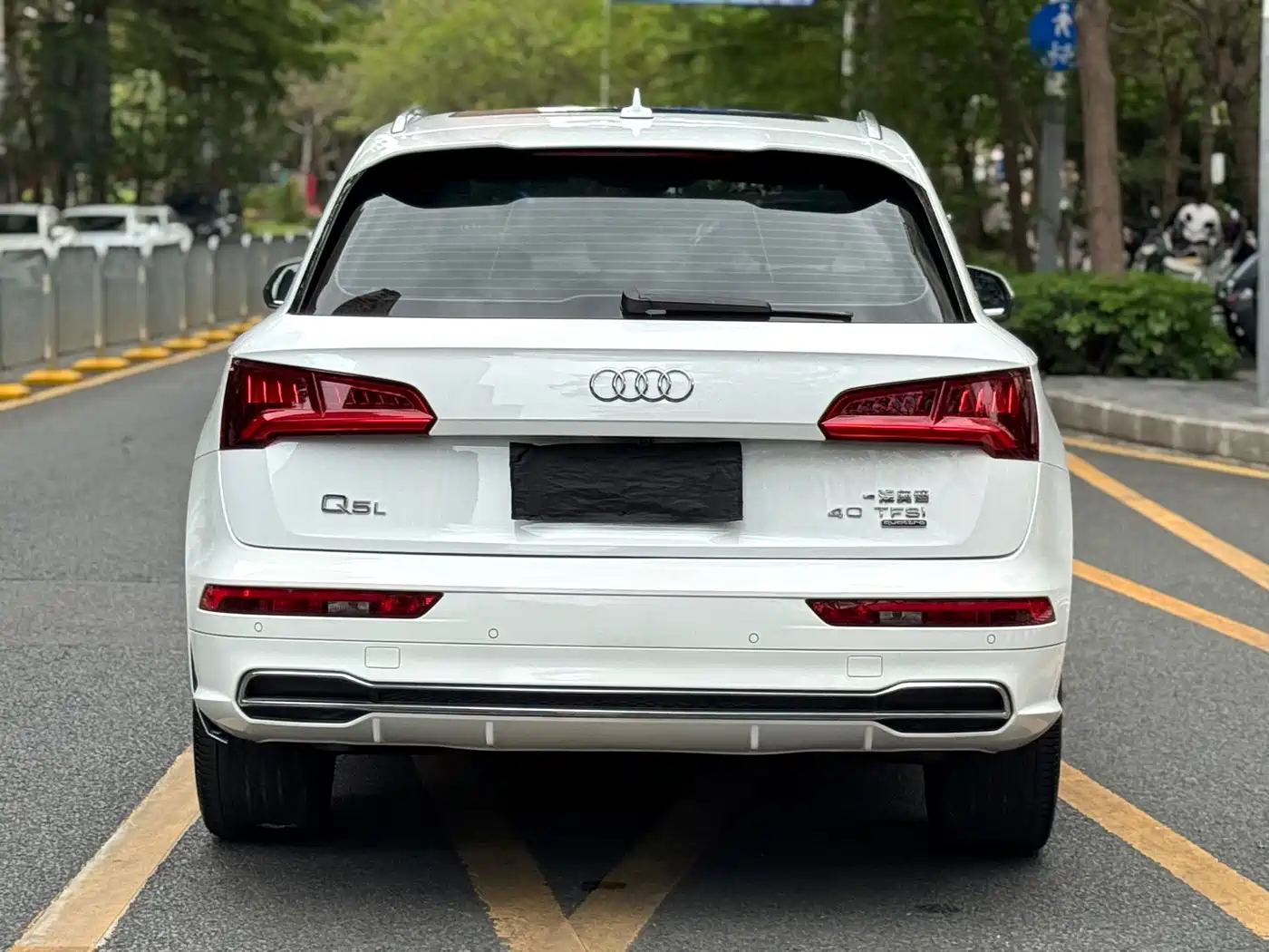 Audi Q5L 2020 Facelift 40 TFSI Honor Fashion фото 18