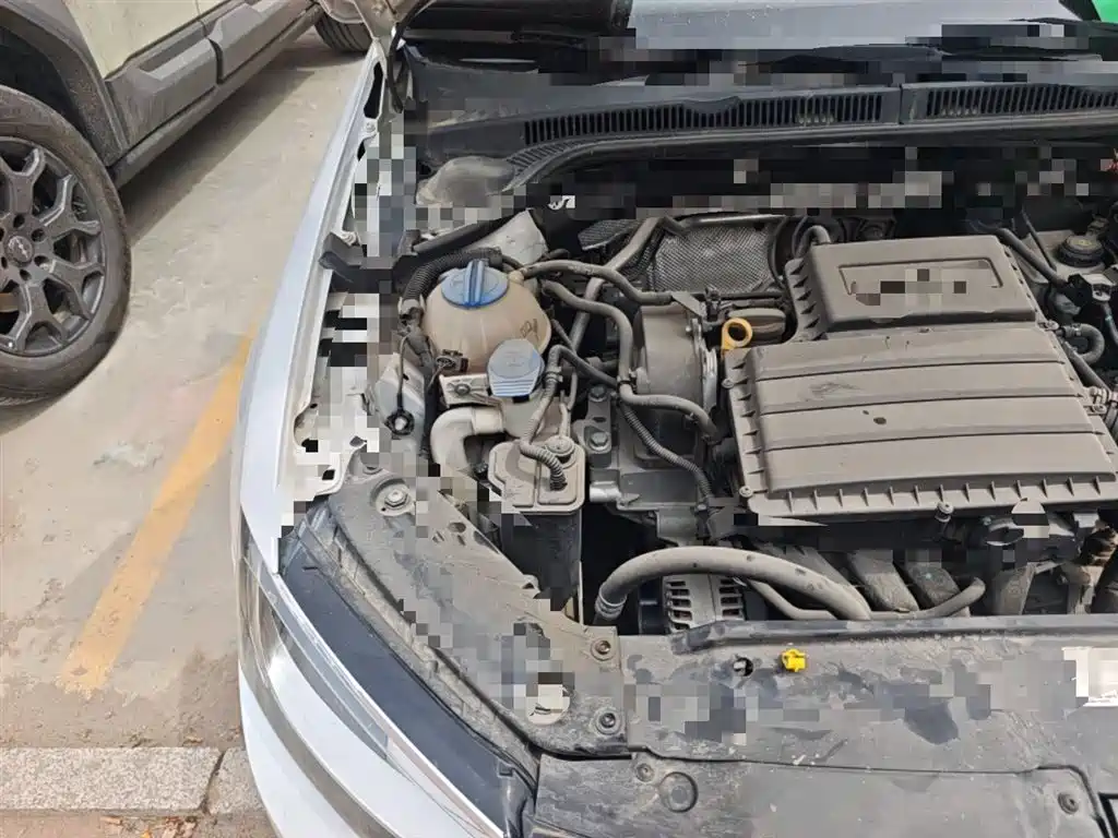 Volkswagen Sagitar 2017 1.6L Automatic Comfort фото 21