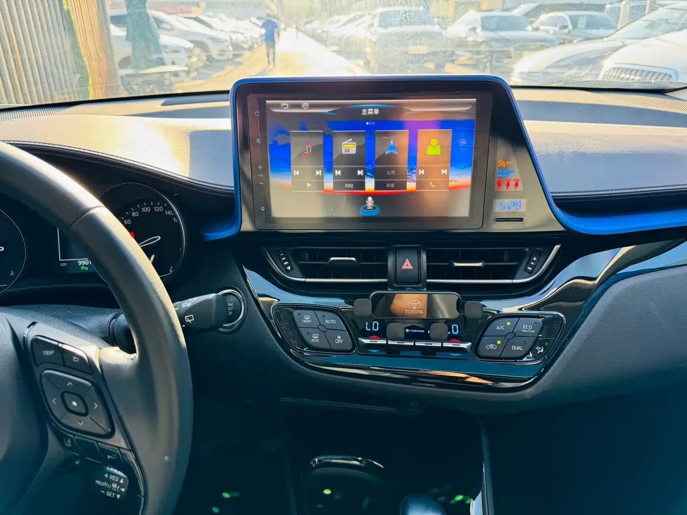 Toyota C-HR 2021 2.0L Luxury Edition фото 23
