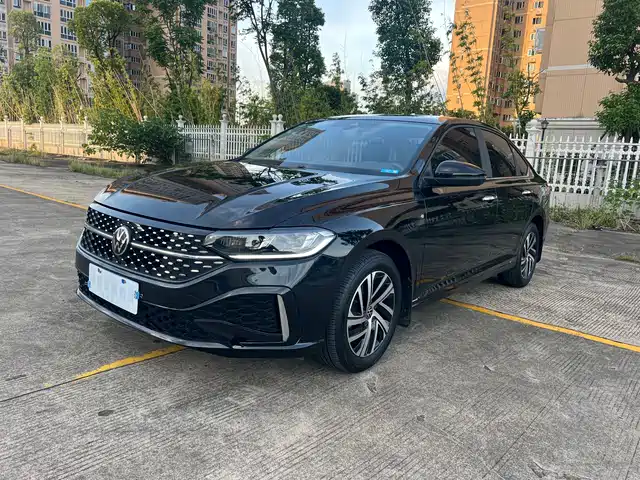 Volkswagen Lavida 1.5L, автомат, Звёздное небо, 5 млн