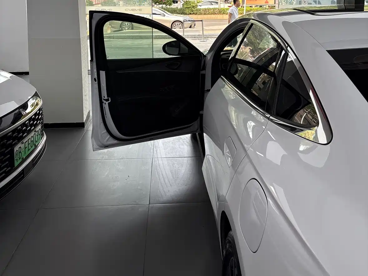 BYD SEAL 06 NEW ENERGY