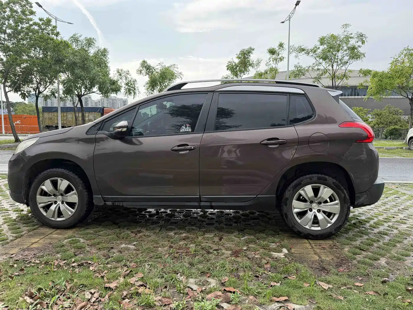 Peugeot 2008 2014 1.6L Automatic Fashion Edition фото 7