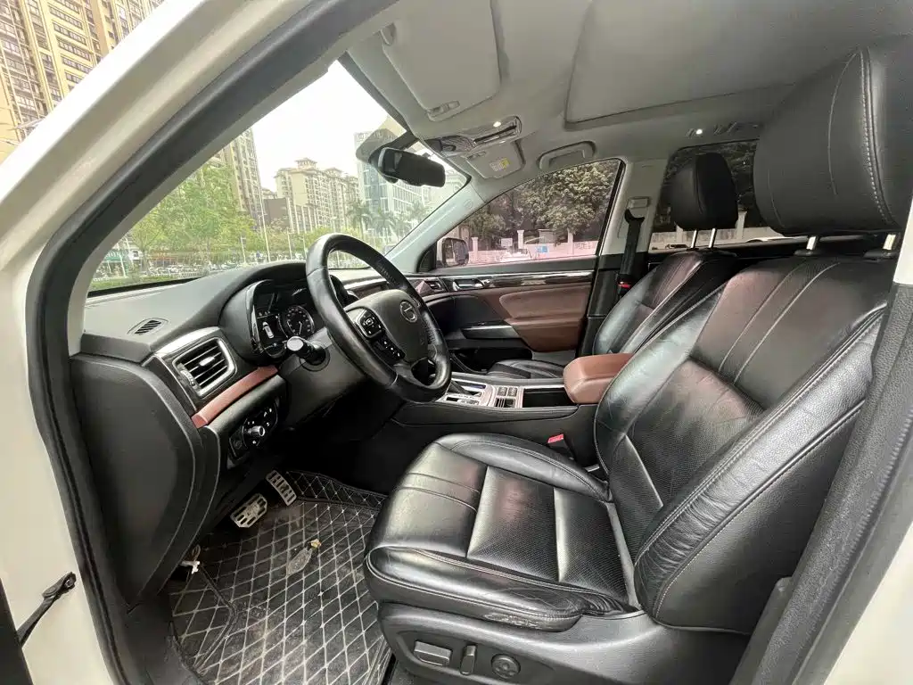 GAC Trumpchi Trumpchi GS8 2017 2017 320T 2WD Luxury Smart Connect (7-seater)
