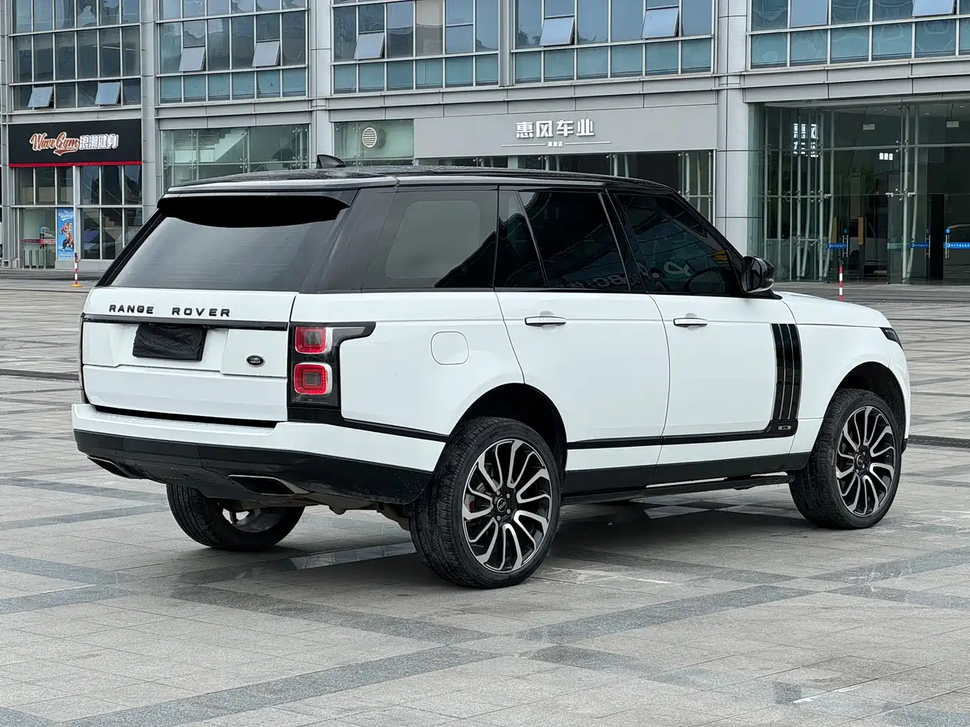 LAND ROVER RANGE ROVER