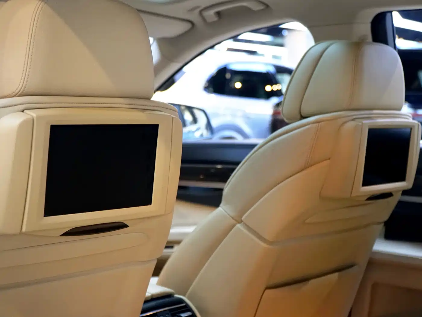 BMW 7 Series 2010 4.4T Hybrid фото 13