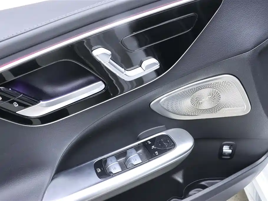 Mercedes-Benz C-Class 2023 Facelift C 260 L Sport Edition фото 11
