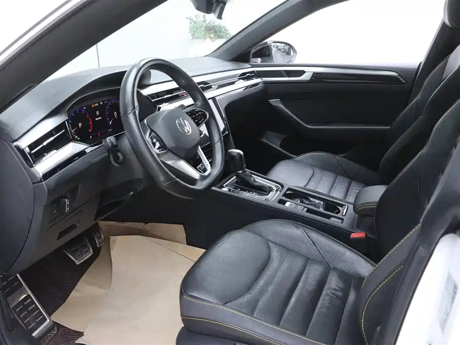 Volkswagen FAW-Volkswagen CC 2021 380TSI Eye-catching Edition фото 16